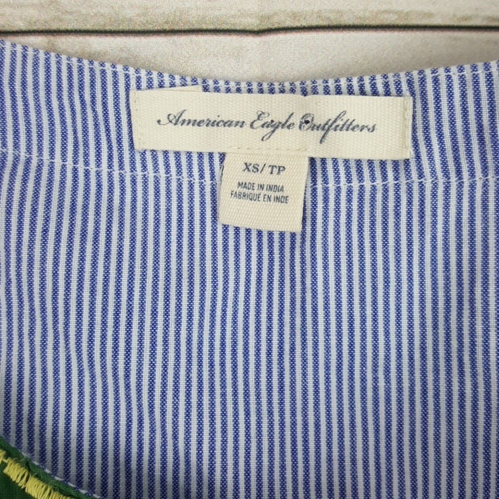 AE Crop Top Embroidered Boho pinstripe XS - Picture 4 of 6